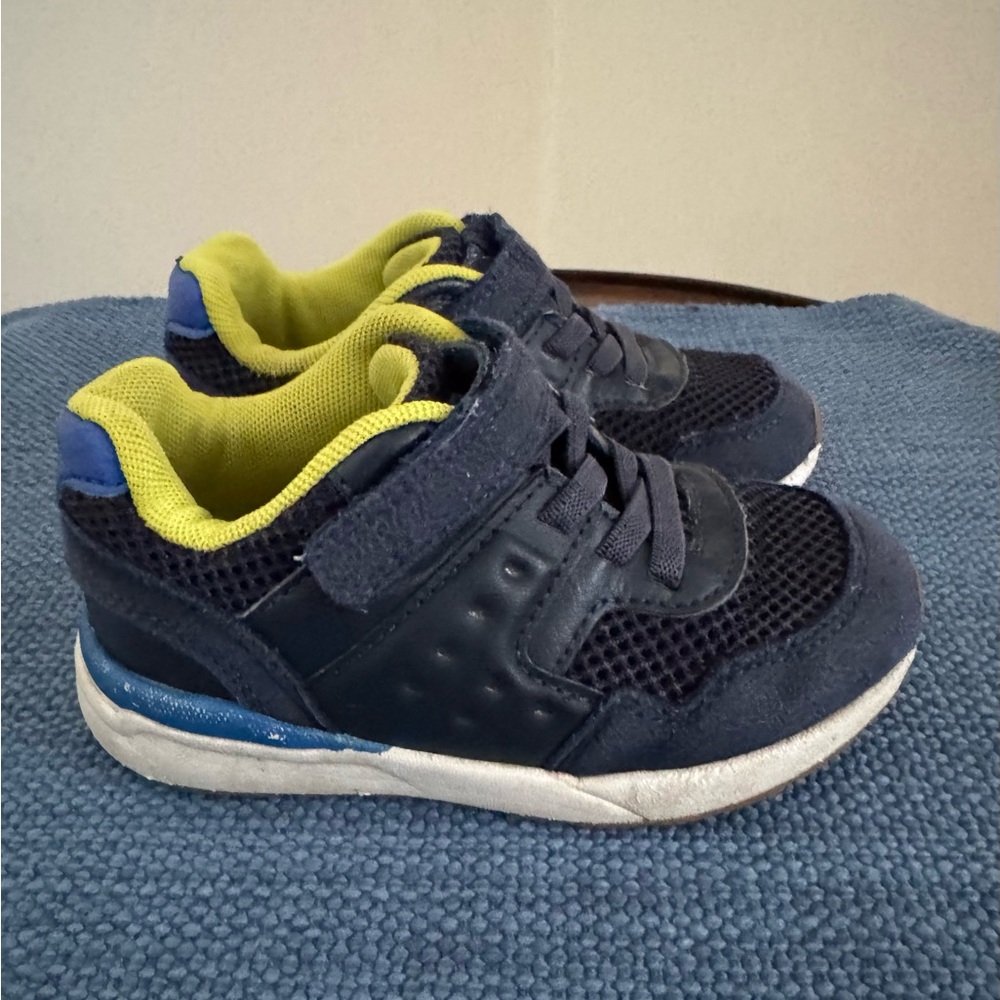 Cat & Jack Little Boy Sneakers, Size 9
